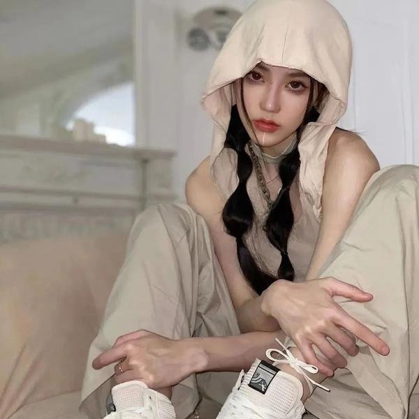 靓仔斗大鳄